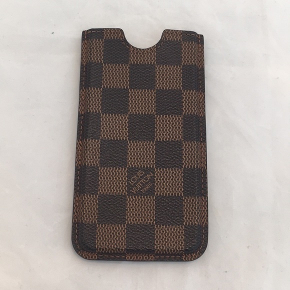 LOUIS Vuitton Phone Case - Picture 2 of 8